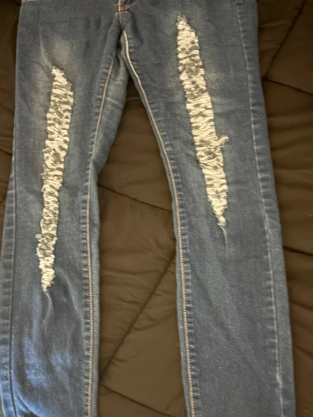 Women’s Blue Distressed Skinny Jeans